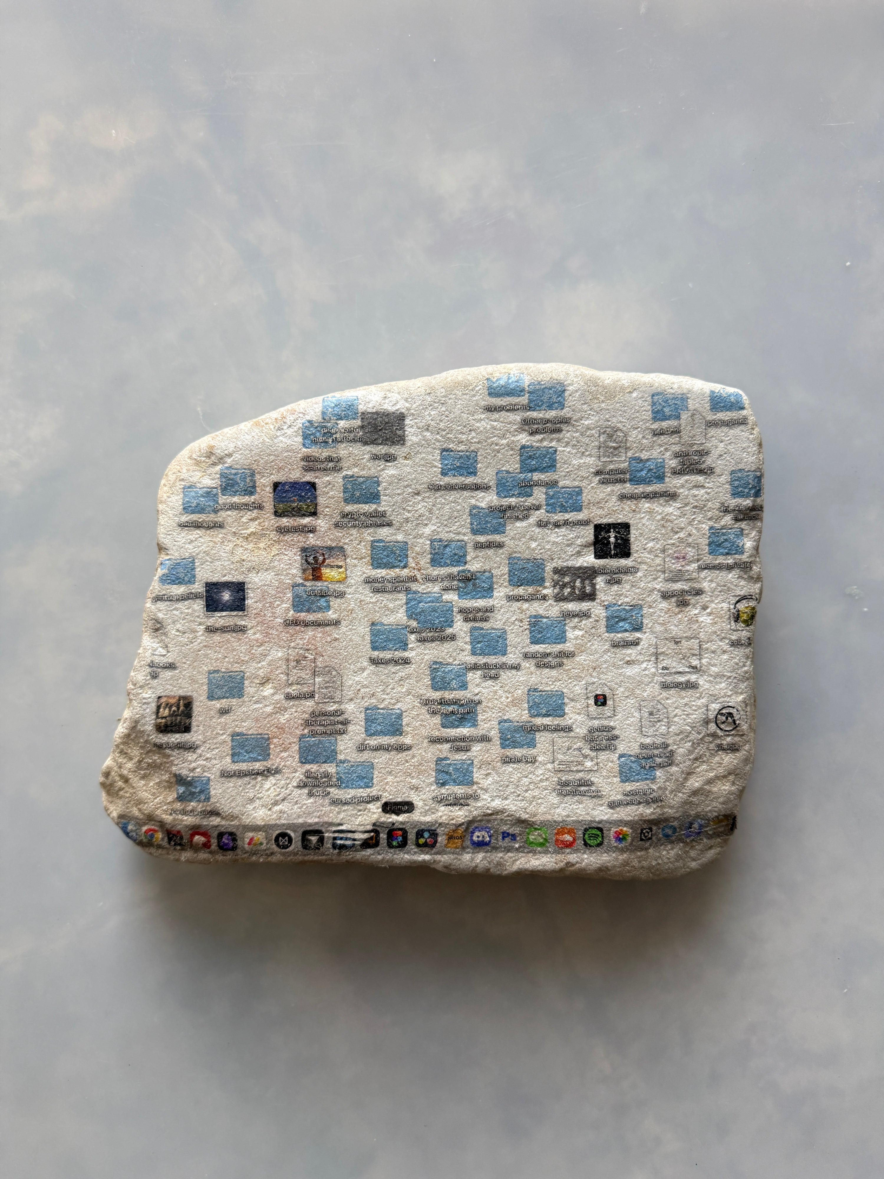 Desktop Fossil